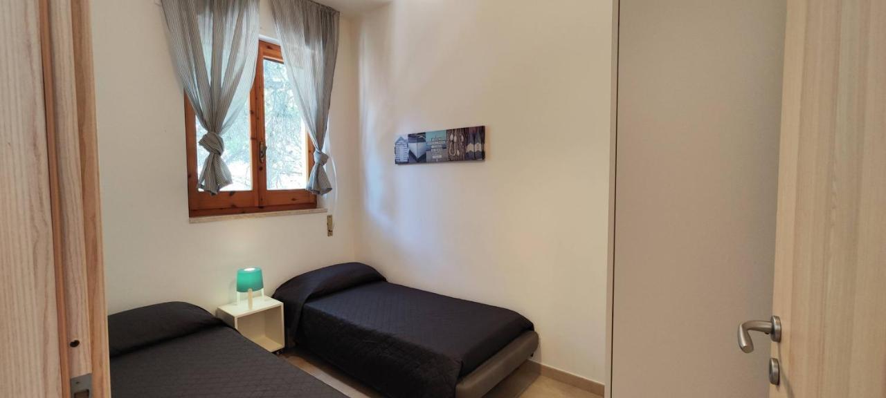 Collins Apartments Castellaneta Marina Exterior photo